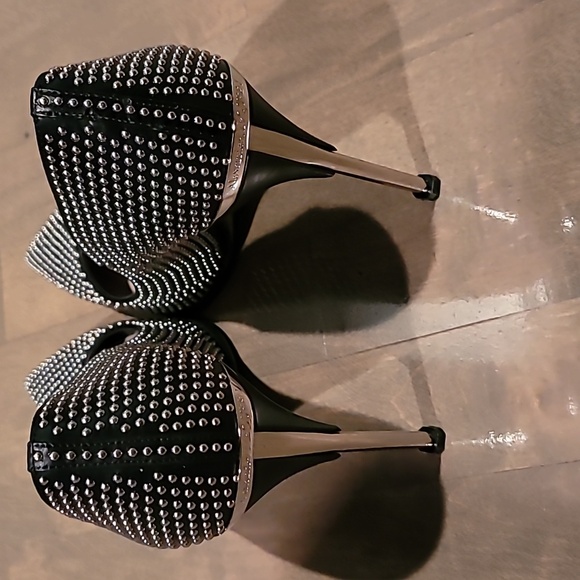 Alexander McQueen Black Heels 👠 Size 39.5 - Picture 4 of 9